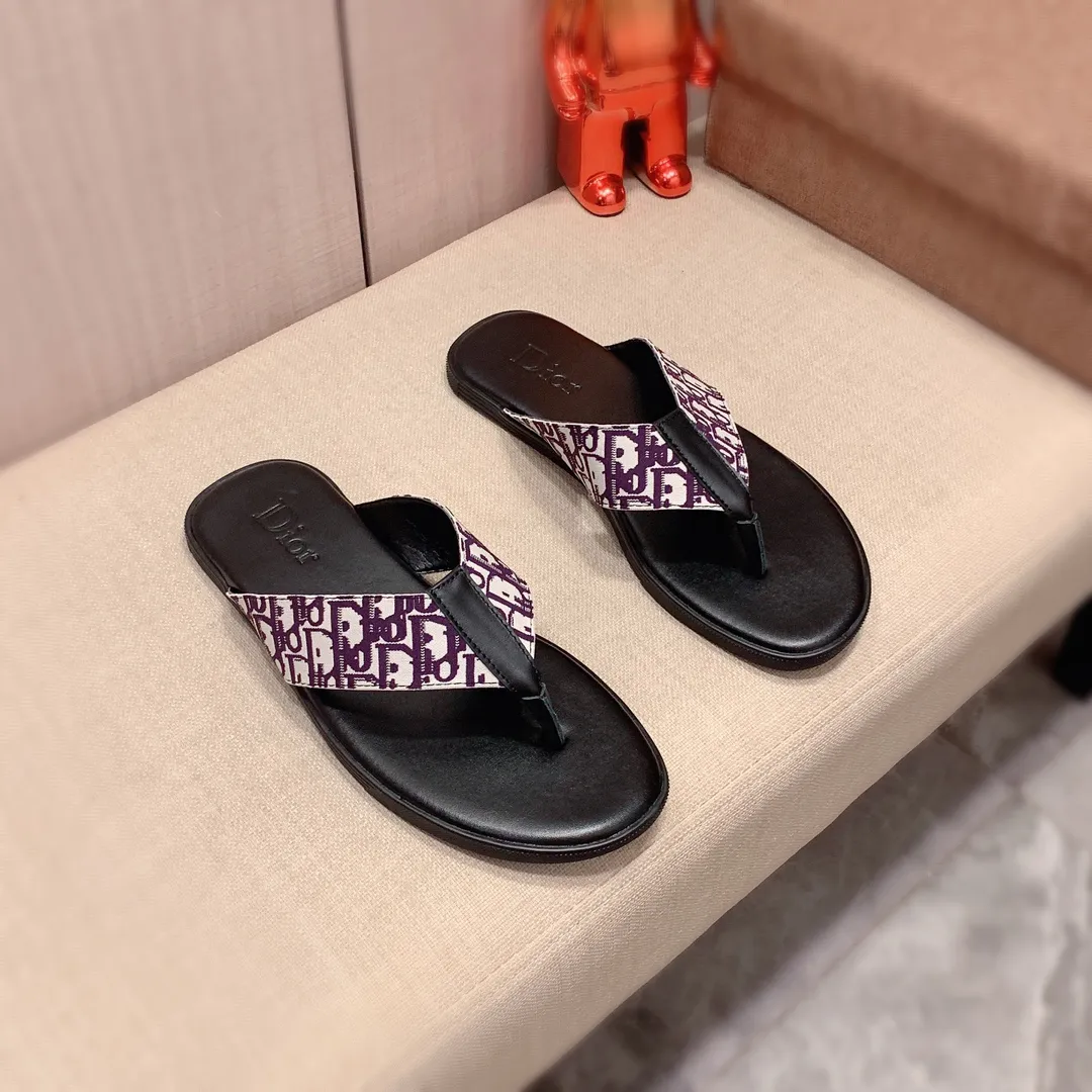 Slippers: New model factory price 220: 🎩🎩🔥🔥《Dior* 》【High·Version】Series of slippers, top purchasing agent🔍🔍Men's 2020 counters are on sale at the same time, imported from Italy, original selected cowhide, exquisite workmanship,), sole: (super comfortable) original factory special supply Original sole, ⚠️Exclusive double-layer movable molded sole, super comfortable⚠️, real shot 🎬The real thing is more beautiful🔍🔍original quality, you can go in and out of the counter at will, 266 positive code 38-44, long-term availability
